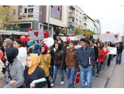 Organ Nakline Dikkat Çekmek İçin Mehter Eşliğinde Yürüdüler