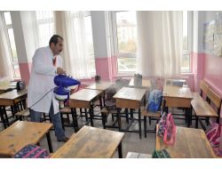 Akyurt'taki Okullar İlaçlanıyor