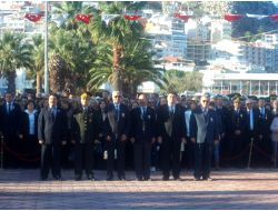 Atatürk Ölüm Yıldönümünde Kuşadası'nda Da Anıldı