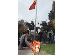 Atatürk Ölüm Yıldönümünde Uşak'ta Da Anıldı