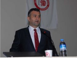 Yargıtay Üyesi Hukuk Fakültesi Öğrencilerine Konferans Verdi
