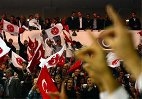 Ahmet Türkeş neden AKP'de..