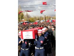 Şehit Annesi: Bize Çok Emeğin Geçti, Hakkını Helal Et Yavrum