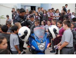 Jandarmadan İlkokul Öğrencilerine Trafik Eğitimi