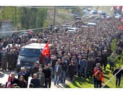 Şehit Üsteğmen Ersan Yenici Son Yolculuğuna Uğurlandı
