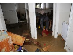 Samsun'da 4 Kişilik Aile Sel Sularından Son Anda Kurtuldu