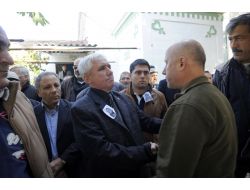 Balyoz Davası Tutuklusu Emekli Tuğgeneral Tutkun Annesinin Cenazesine Katıldı