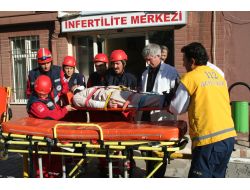 Hastanedeki Deprem Tatbikatı Gerçeği Aratmadı