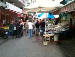 Ak Parti Karşıyaka: Lafla Turizm Kenti Olunmaz