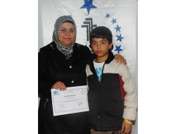 Tümsiad’ta Girişimcilik Kursunu Tamamlayanlar Sertifikalarını Aldı