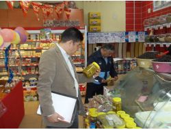 Tarsus'ta Zabıta Ekipleri Marketleri Denetledi