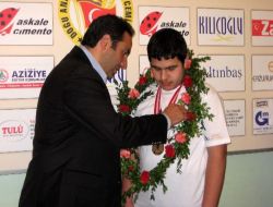 Aziziye Koleji Öğrencileri Tübitak Matematik Olimpiyatları'nda 4 Madalya Kazandı