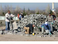 Nevşehir’e 1 Milyon 802 Bin Metrekare Kilitli Parke Taşı Döşendi