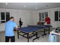 Veliler Masa Tenisinde Hünerlerini Gösterdi