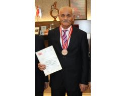 120 Kilodan, 80 Kiloya Düştü, 56 Yaşında 'Kıtalararası Atlet' Unvanını Kazandı