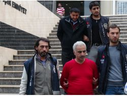 Dolandırıcıların 'Sanatçı' Oyunu