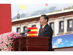 Çin’in Yeni Lideri Olacak Xi Jinping Kimdir?