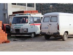 Edremit Belediye Zabıtası Hurda Araba Sahiplerini Uyardı