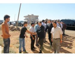 Vali Özkan İdil'in Bazı Köylerini Ziyaret Etti