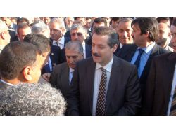 Bakan Çelik, Bakanlar Kurulu'na Şarapnel Parçası İle Gidiyor