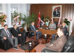 Vali İpek'ten Yeni Hastane Yönetimini Ziyaret Etti