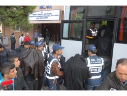 Sınav Çetesi, Tehdit Edilen Jokerin İhbarıyla Çökertildi