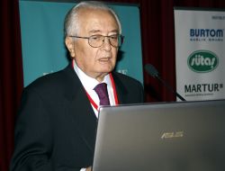 Prof. Kakaç: Enerji İhtiyacını Karşılamak İçin Türkiye'de Reaktör Kurulmalı