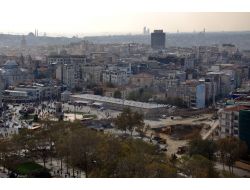 'Sana Dün Bir Tepeden Baktım Aziz Taksim'