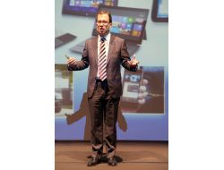 Intel Türkiye Müdürü Aydın: Dünyada 2 Milyar İnsan İnternet Kullanıyor