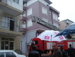 Elektrik Sobasına Elbisesini Koyan Yaşlı Adam Yanmaktan Son Anda Kurtarıldı