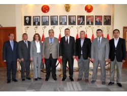 İzmir Valisi Kıraç: Expo Konusunda Rakiplere Koz Vermek İstemiyoruz