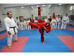 Gaziantep'li Karateciler, Milli Takım Kampına Gidiyor