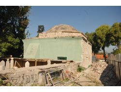 Emir Sultan Türbesi'nin Restorasyon Çalışmaları 10. Yılında Tamamlanacak