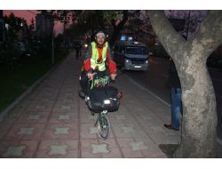 Bisikletle Dünya Turundaki Fransız Mühendis Bursa'ya Geldi