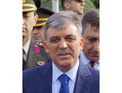 Cumhurbaşkanı Gül'den Cüneyt Ünal Yorumu: Bütün Gayretleri Takdir Etmek Gerekir