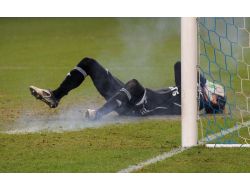 Taraftarlar, Dinamo Moskova’nın Kalecisini Yaraladı!