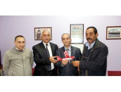 Kazım Karabekir Paşa'nın Öğrencileri Model Uçak Yapmayı Öğreniyor