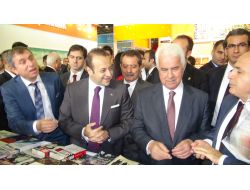 Bağış'tan Küresel Yazarlara Gazze Çağrısı: Sesinizi Yükseltin!