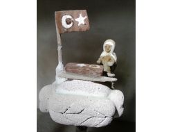 Kürt Kökenli Vatandaş, Teröre Karşı 'Barış Sembolü' Heykeli Yaptı (Özel)