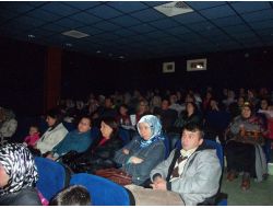 Menbader Hiç Sinemaya Gitmemiş Bayanları Sinemaya Götürdü