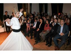 Rusya’da Düzenlenen “türkiye Festivali” De Katılımcılar Salona Sığmadı