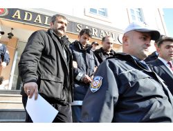 Sevgilisi Tarafından Öldürülen Kızın Ailesi, Mahkeme Kararına Tepkili