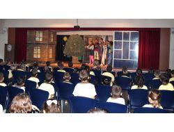 İzmirgaz Çevre Bilincini Tiyatroyla Aşılıyor