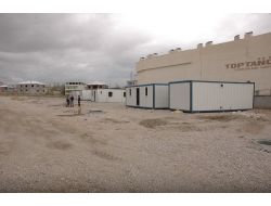 Depremzedelerin 1 Yıl Yaşadığı Konteynerler Tahrip Edildi