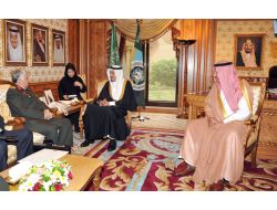 Özel, Suudi Arabistan’da İkili Görüşmelerde Bulundu!