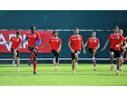 Mehmet Özdilek: Hedefimizde Değişiklik Yok, Bursa’ya Kazanmak İçin Gideceğiz