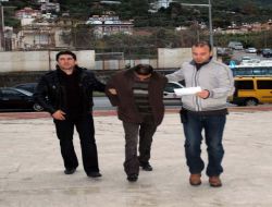 Otobüste Cüzdan Çalan Kişinin 15 Sabıkası Çıktı!