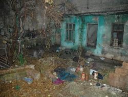 Şahinbey Belediyesi Çöp Evi Temizledi