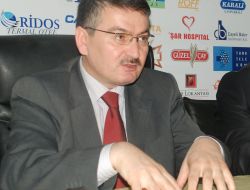 Alimoğlu: Sıralarda Öğrencimizi Bırakıp Eyleme Gitmeyiz