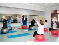 Mamak Kadınlardan Aile Merkezlerine Yoğun İlgi